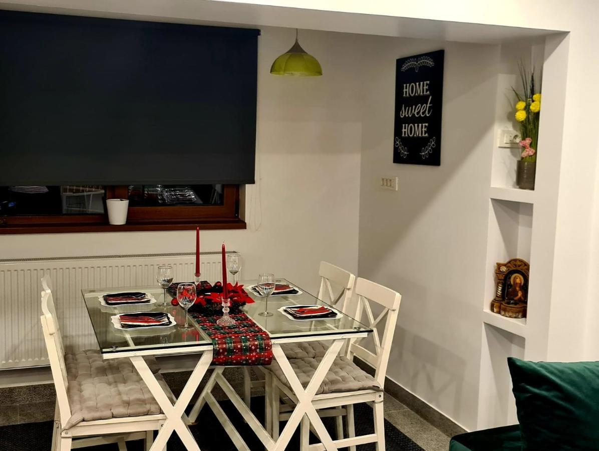 Apartament La Fluturi Apartament Suczawa Zewnętrze zdjęcie